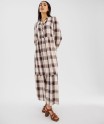 Robe chemise longue en viscose à carreaux femme